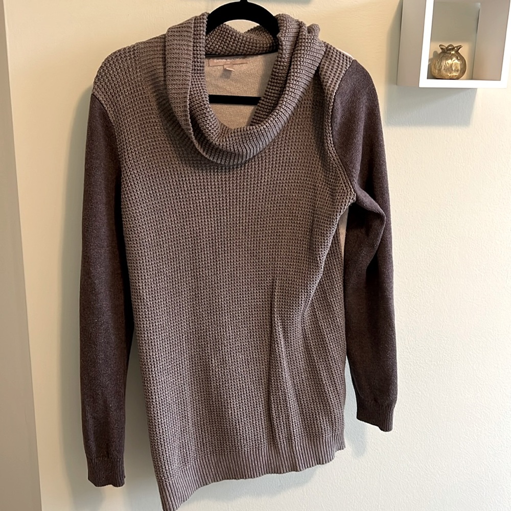 Banana republic women’s cowl neck sweater - Size Large